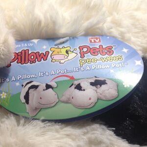 10% OFF FS ITEM78	Pillow Pets 	2010 peewee